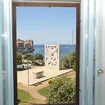 Leone Sea View روفينج