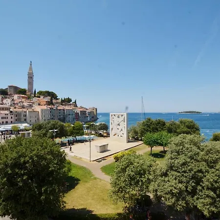 Apartament Leone Sea View *