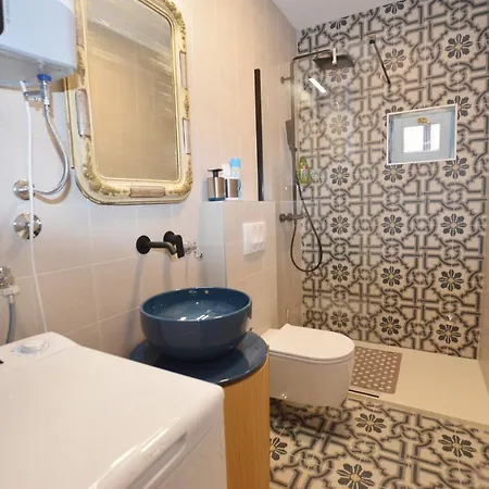 Apartment Leone Sea View *