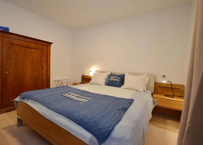 Leone Sea View Apartmán *